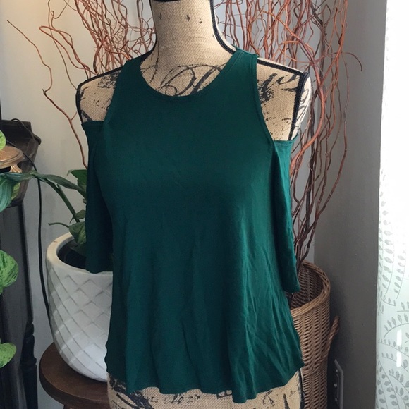 Cold Shoulder Top - Picture 1 of 3